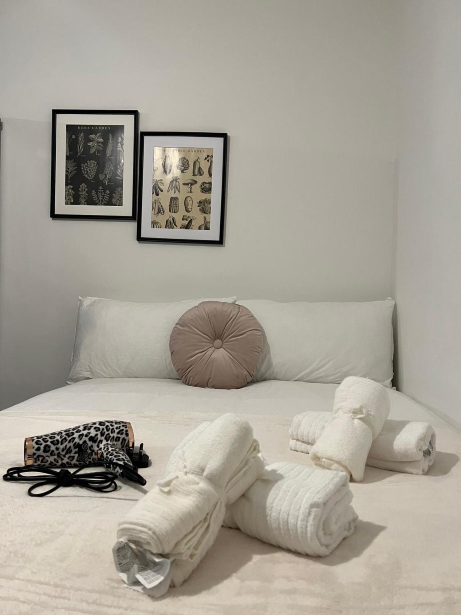 Lovely Double Rooms In Euston & Square In Central 런던 외부 사진