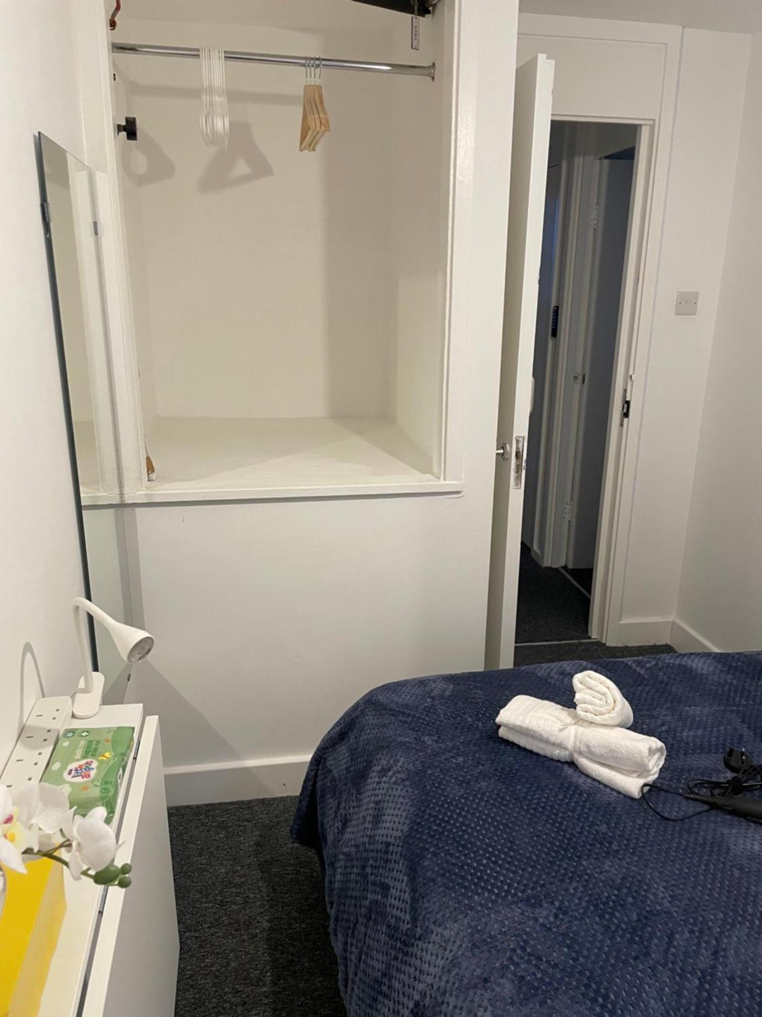 Lovely Double Rooms In Euston & Square In Central 런던 외부 사진