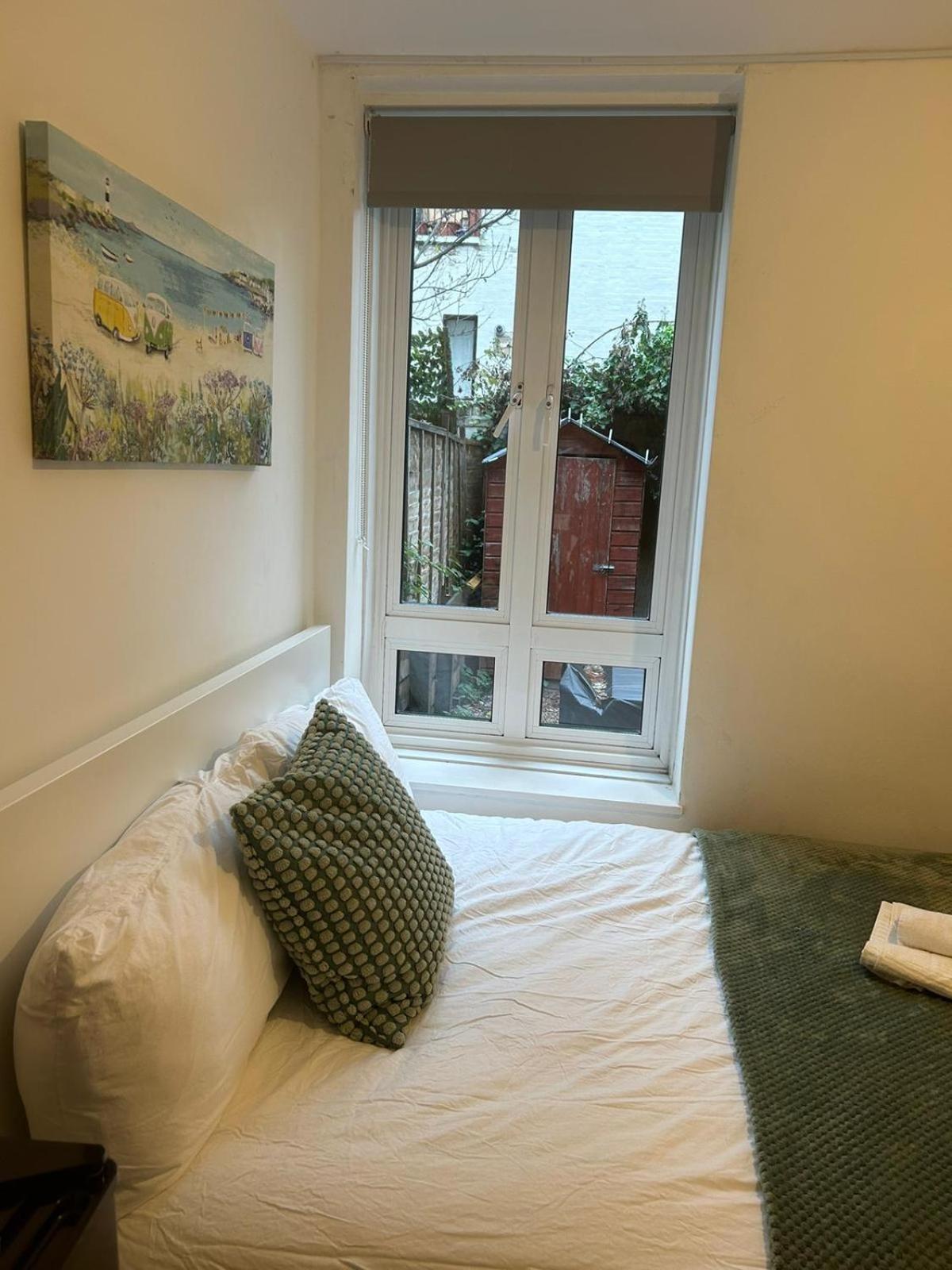 Lovely Double Rooms In Euston & Square In Central 런던 외부 사진