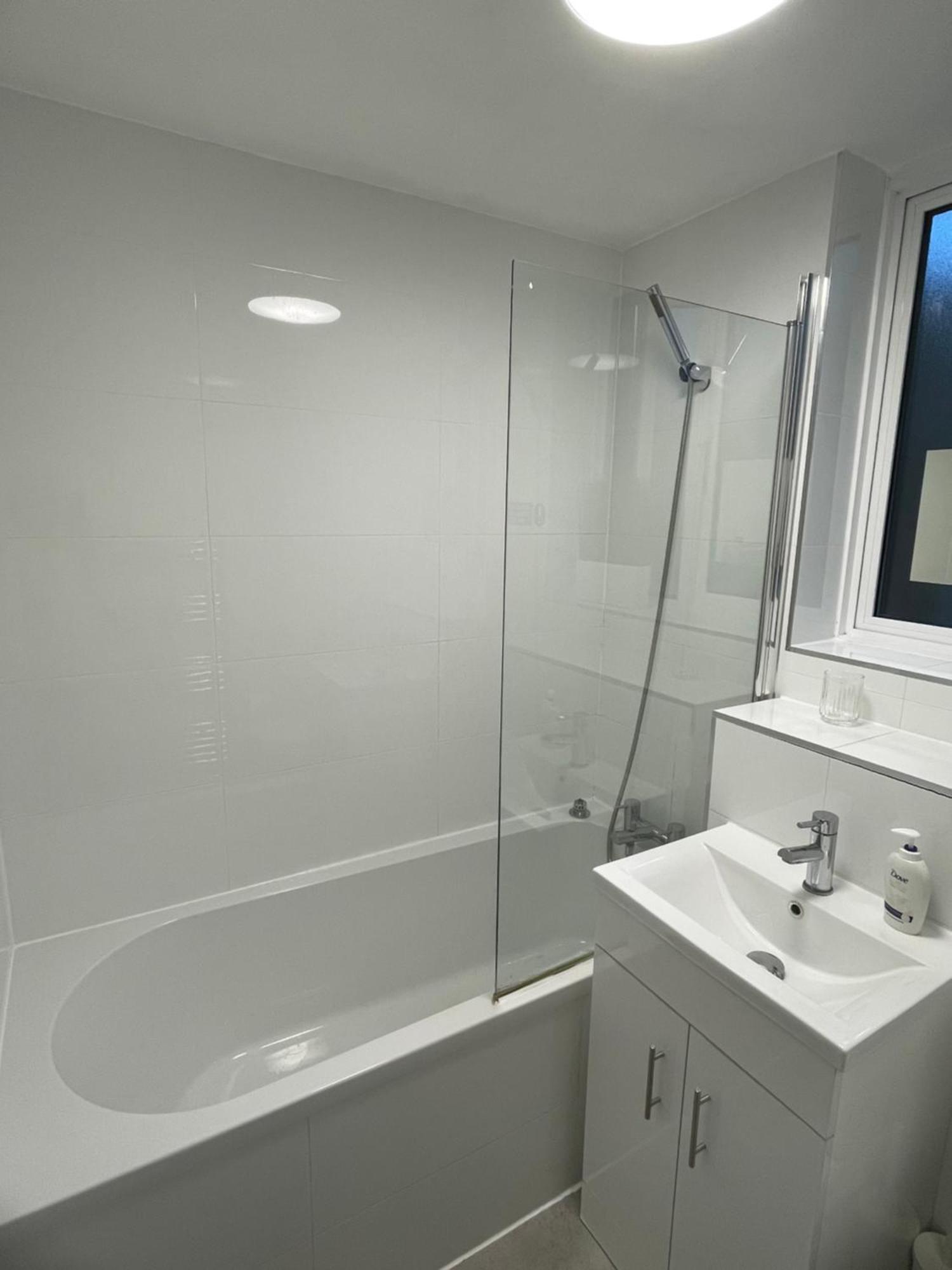 Lovely Double Rooms In Euston & Square In Central 런던 외부 사진