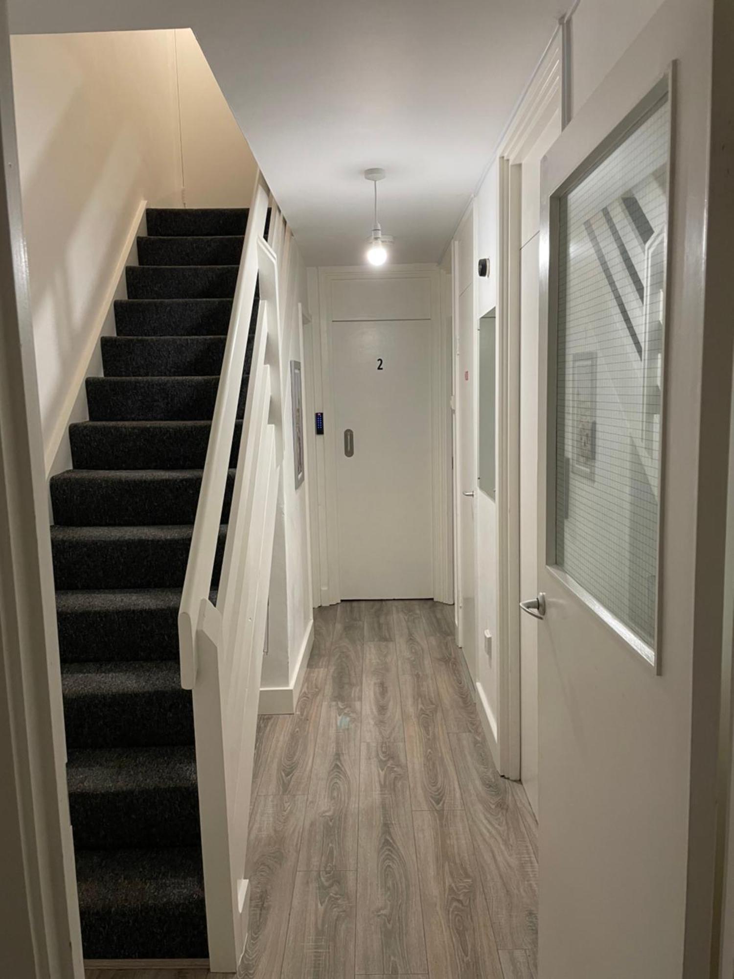 Lovely Double Rooms In Euston & Square In Central 런던 외부 사진